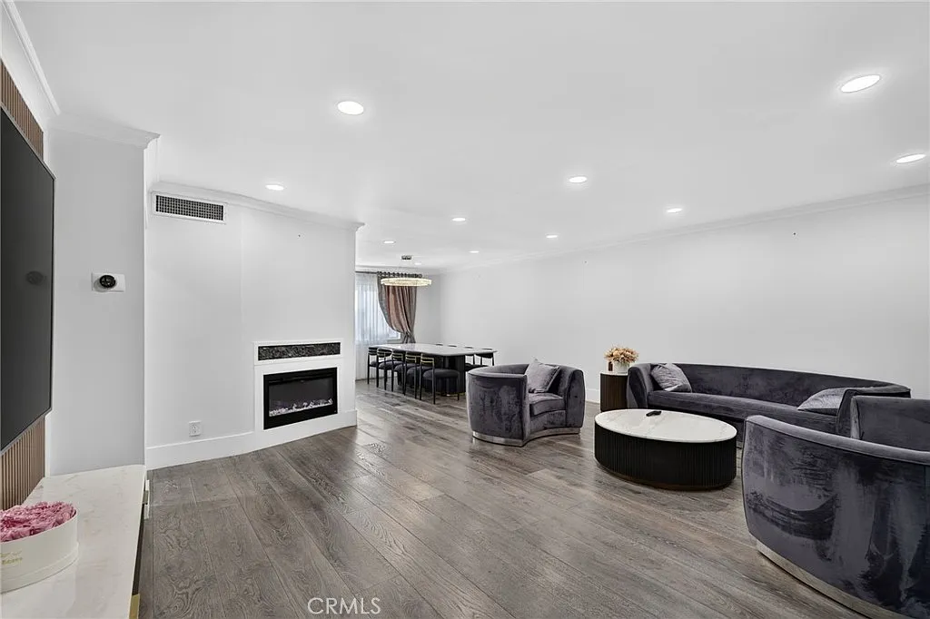 3 bed, 1478 sqft, $5,500 — Photo 4