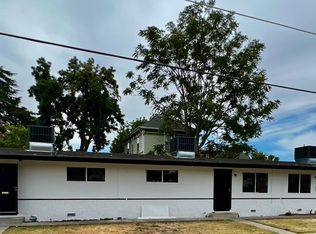 335 W E St, Dixon, CA 95620