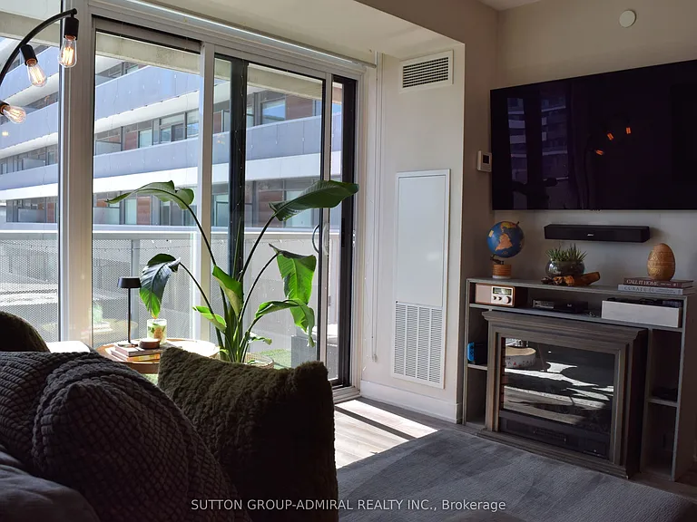 160 Flemington Rd #402 — Photo 27