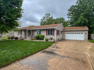 1865 Illinois Ave SW, Huron, SD, 57350