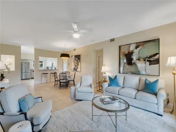 5010 Harmony Cir APT 101, Vero Beach, FL 32967