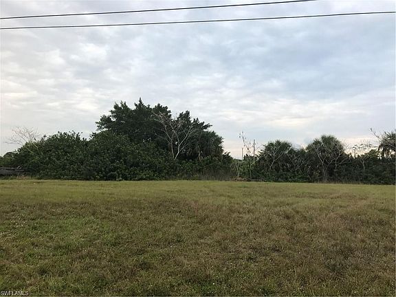 3rd image of 1907 NE 23rd Ave