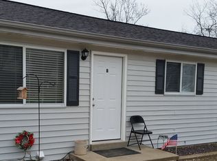 17 North Dr, Fenton, MO 63026