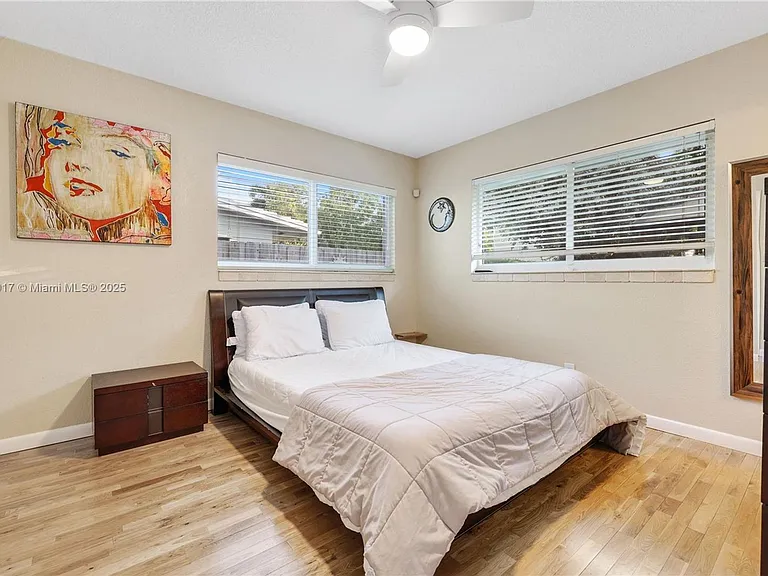 1311 NE 26th Ter #1311 — Photo 26