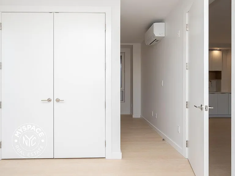280 Meeker Ave #805 — Photo 5