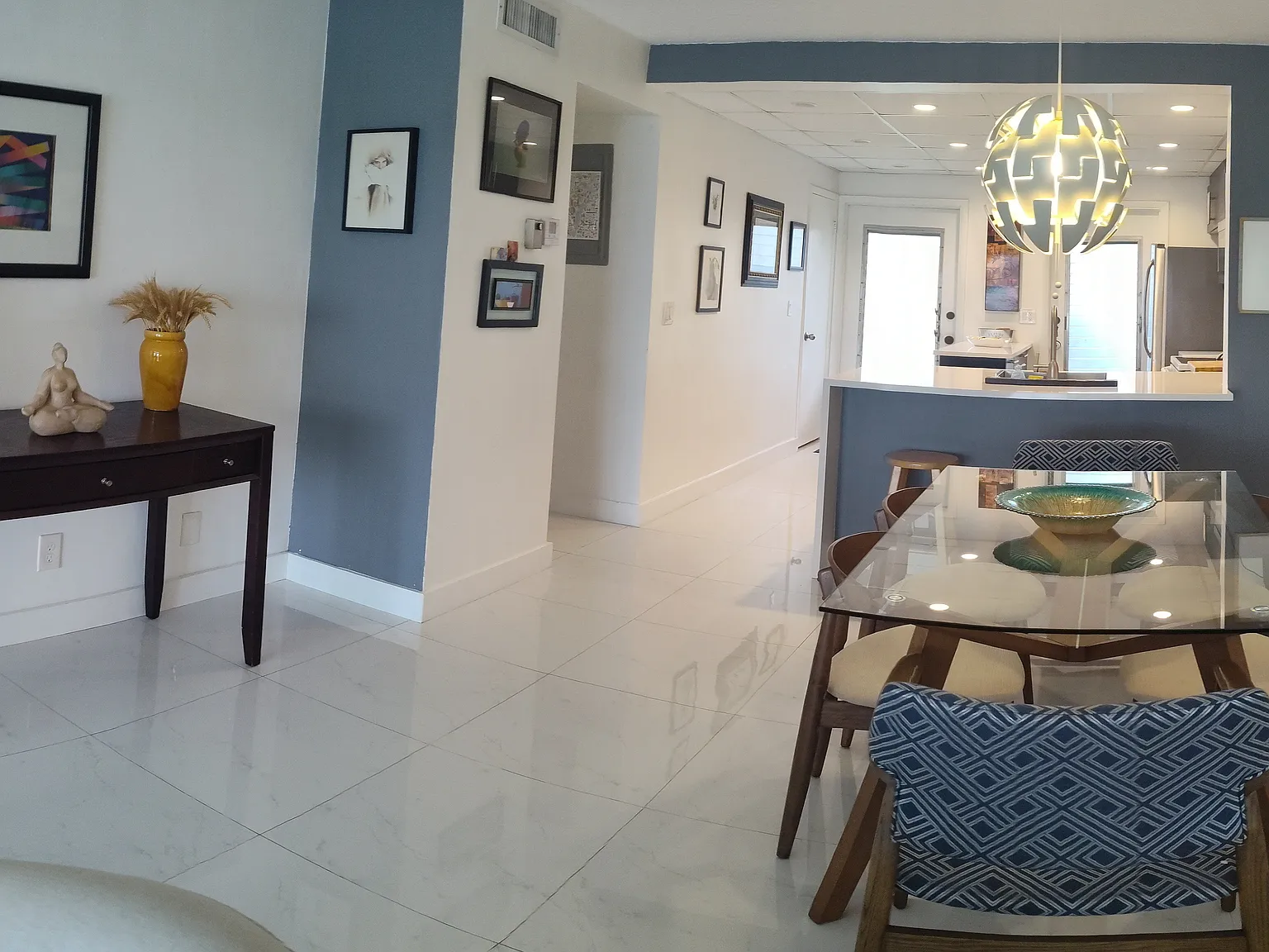2 bed, 1050 sqft, $2,650 — Photo 4