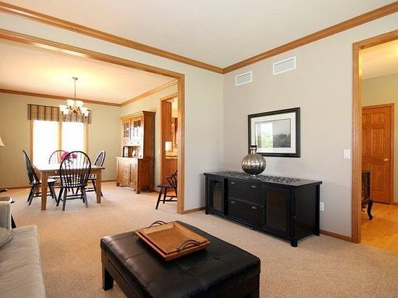 5th image of 1717 Autumn Hill Dr
