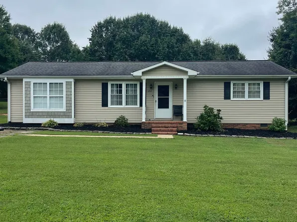 209 Anon Dr, Inman, SC 29349