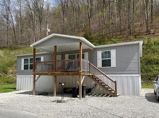 4716 Dorton Jenkins Hwy, Jenkins, KY 41537