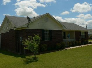 5731 Raccoon Rd, Manning, SC 29102