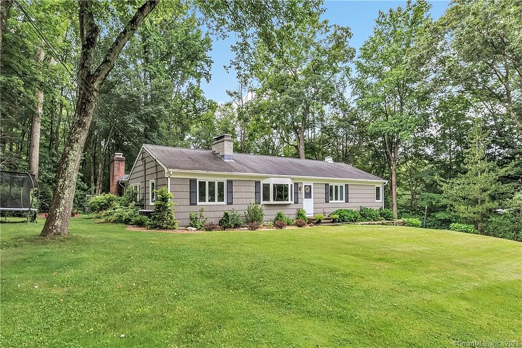 20 Valley Rd, Shelton, CT 06484 | Zillow