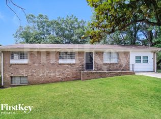 1021 Meadowbrook Ln NW, Conyers, GA 30012