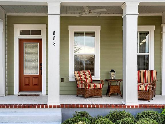 3rd image of 888 Landrum Dr