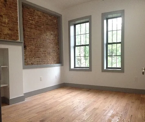 Rented by Full Time Management | media 2