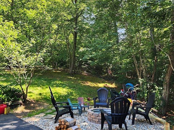 5th image of 1096 Long Pond Rd #A