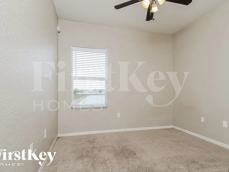 10611 Carloway Hills Dr — Photo 16