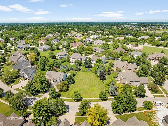 3rd image of 21357 S Forest View Dr