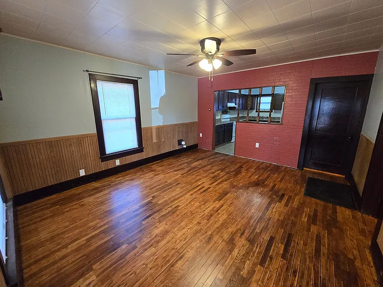 731 Lane St — Photo 9