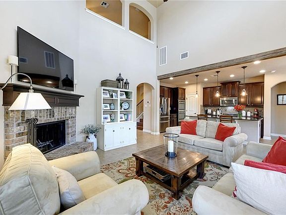 5th image of 4213 Oldenburg Ln