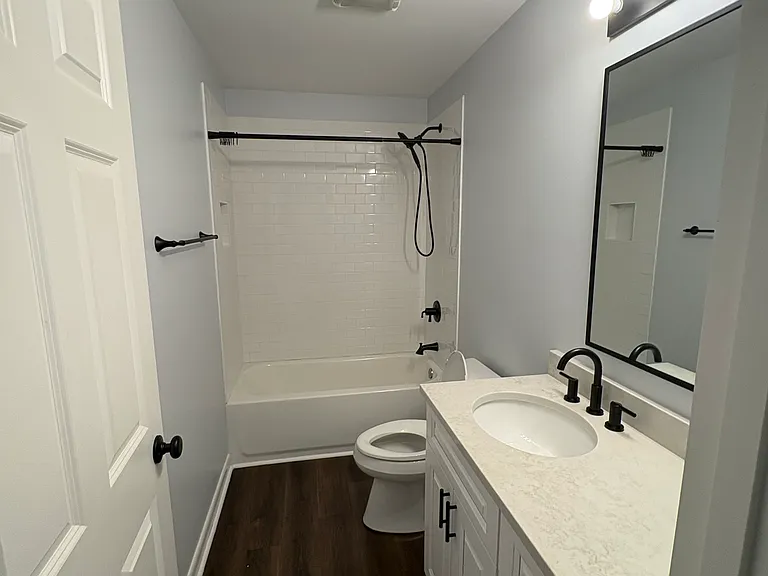 1055 College Station Rd — Photo 15