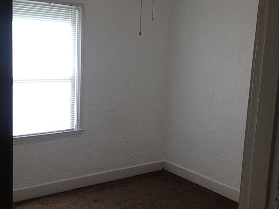 5th image of 1835 Suman Ave