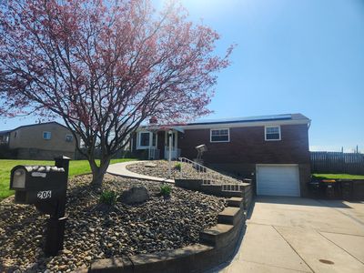 206 Valleyvale Dr, Pittsburgh, PA, 15209