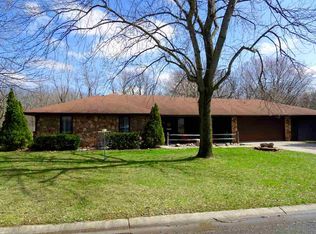 5740 S Arrow Rd, Yorktown, IN 47396