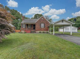 2707 Weaver Rd SW, Roanoke, VA 24015