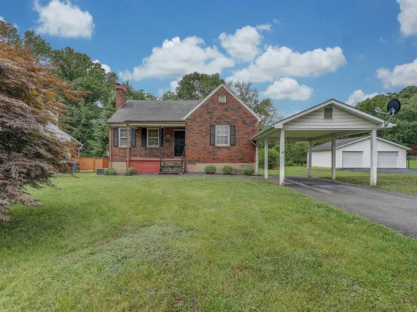 2707 Weaver Rd SW, Roanoke, VA 24015