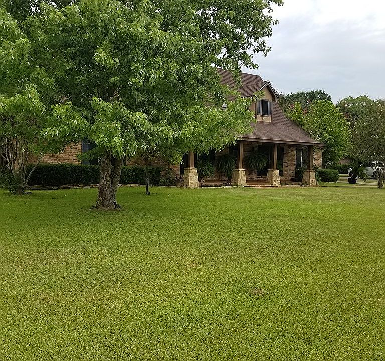 1st image of 101 Kings Creek Dr