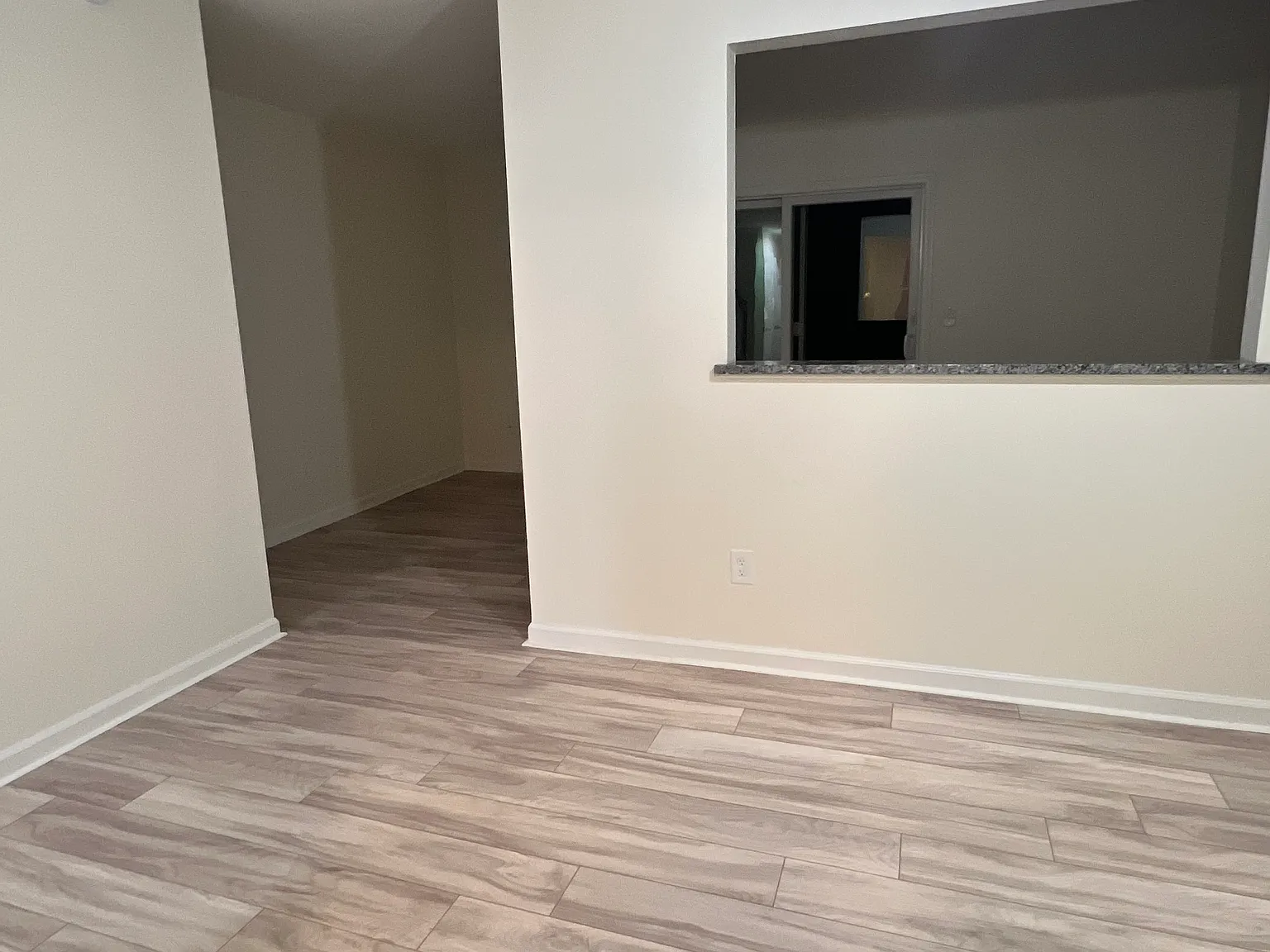 Shaker Heights Apartments — Photo 4