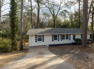 1754 Meadowglades Dr, Decatur, GA 30035