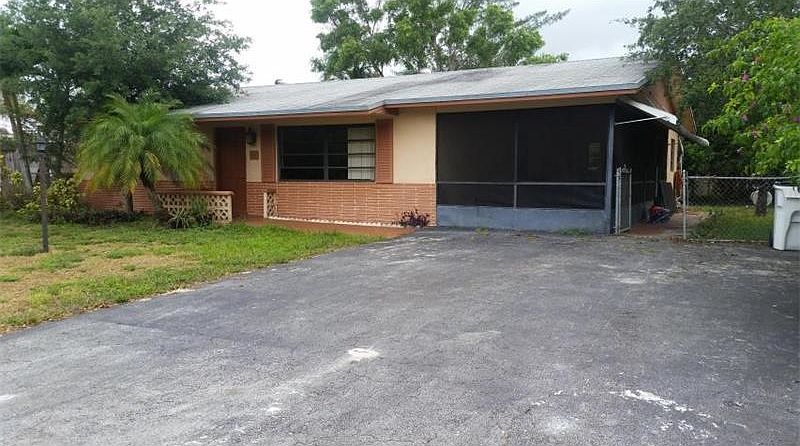1st image of 5521 NW 76th Pl