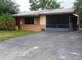 5521 NW 76th Pl, Coconut Creek, FL 33073