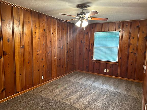 5th image of 10108 Pinecrest Dr