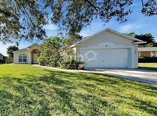 452 NW Sherbrooke Ave, Port Saint Lucie, FL 34983