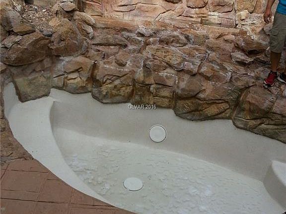 4th image of 44 Desert Highlands Dr