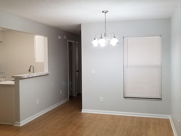 3rd image of 8473 Pineverde Ln