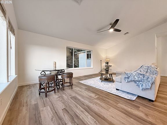 5th image of 97923 Payne Rd