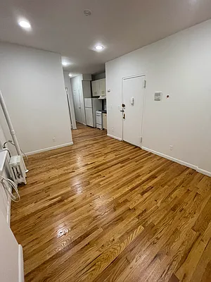 Rented by Best Apartments North Inc | media 16