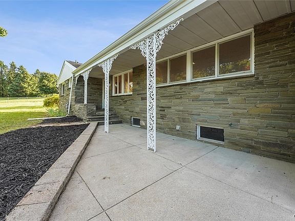 2nd image of 4361 Shea Rd