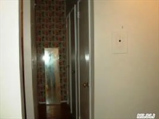 Sold by Madeleine Realty Ltd. | media 16