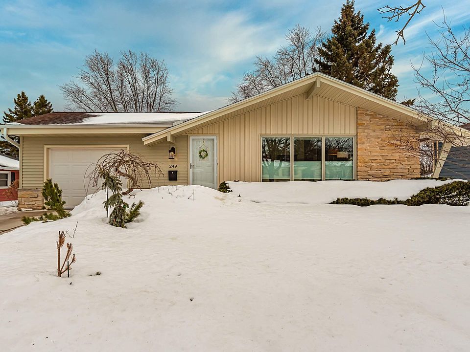 1st image of 249 E James Dr