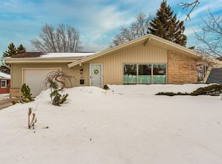 249 E James Dr, Port Washington, WI 53074