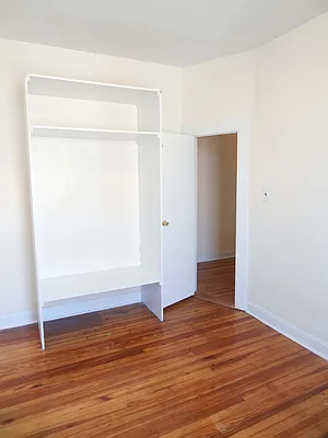 Rented by Lofts and Flats LLC | media 16