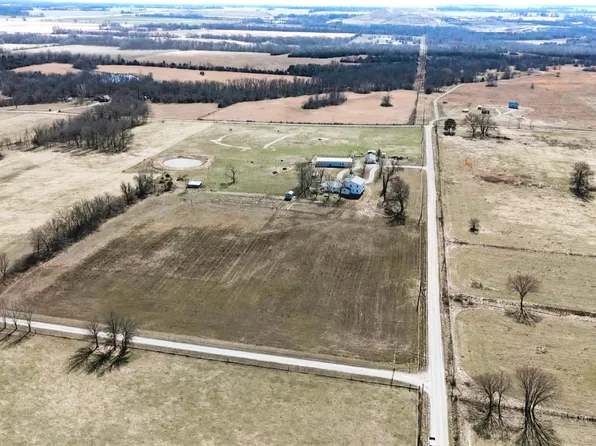 508 NW 10th Lane, Lamar, MO 64759