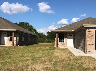 936 Center St #B, Bridge City, TX 77611