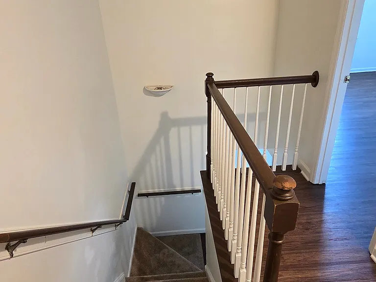 105 Wimbledon Ct — Photo 7