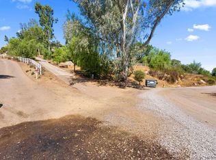 2 Chablis Rd #2, Ramona, CA 92065