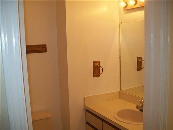 main second floor bath
